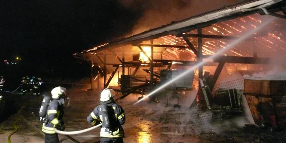Brand Bauhof.jpg